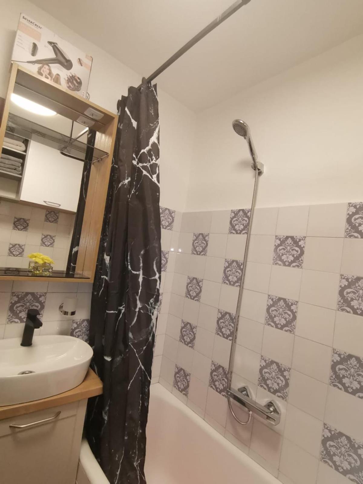 Gospić Apartman Anamaria מראה חיצוני תמונה